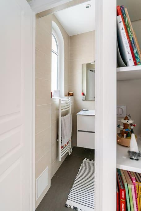 En Bord De Seine Apartment