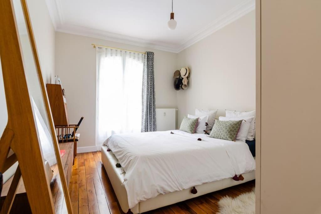En Bord De Seine Apartment *