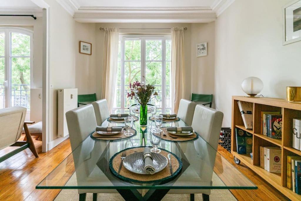 En Bord De Seine Apartment *